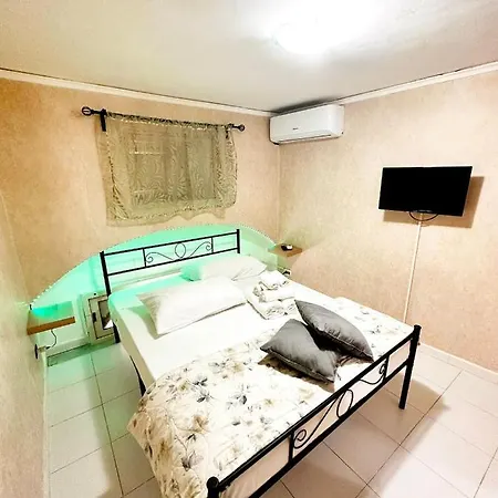 La Casina Di Adry * Napoli